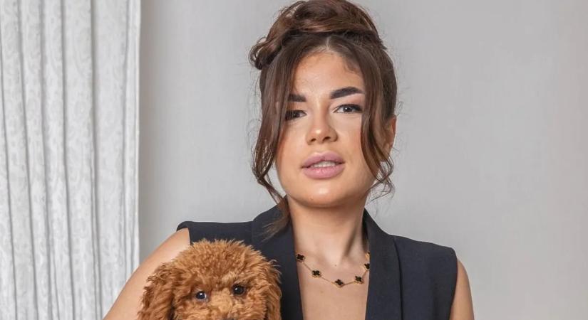 Gáspár Evelin extrém dekoltázst villantott, őt szereti a Házasság első látásra sztárja