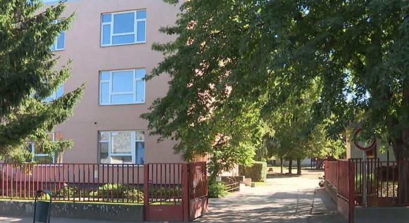 Mentőhelikoptert riasztottak egy ájult kislányhoz Hevesen