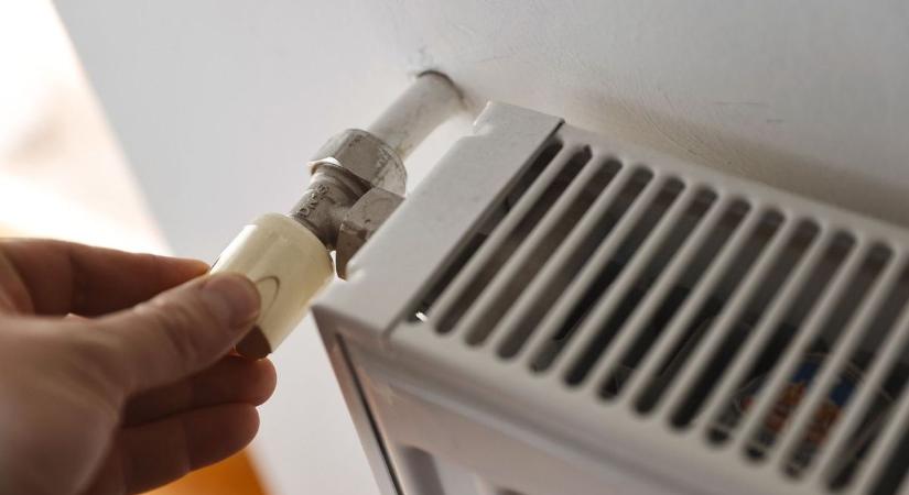 Az önkormányzatok így biztosítják a fűtést a nehéz sorsú családoknak idén télen