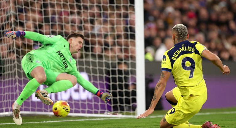 A Tottenham két gólját is érvénytelenítették, mégis nyert a londoni csatán