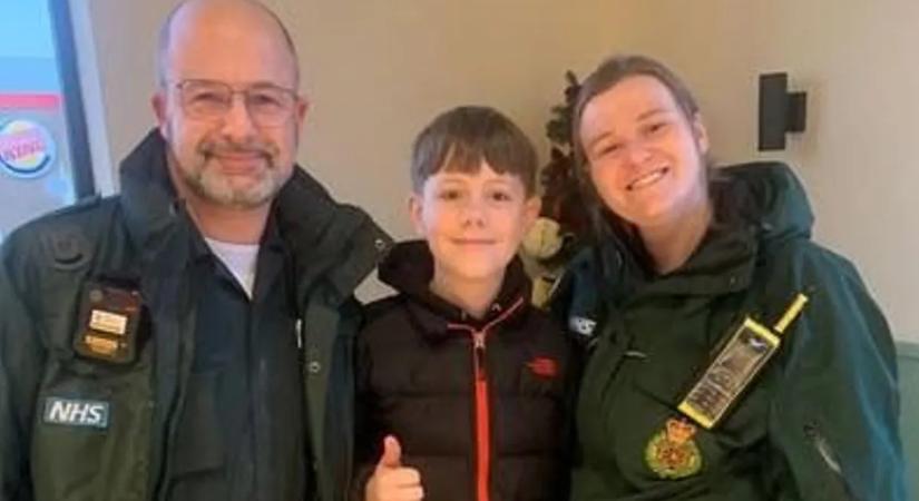 Hős kisfiú mentette meg több ember életét is, miután édesanyja eszméletét vesztette a volán mögött