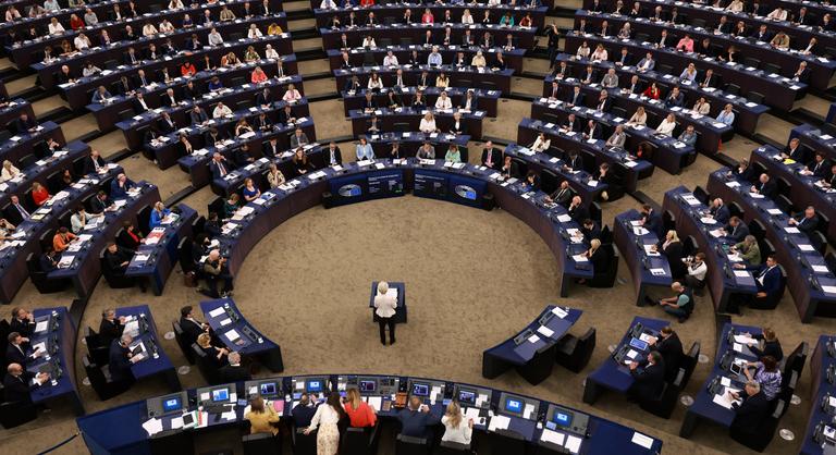 Erre senki sem számított, többször is együtt szavazhat a Tisza Párt és a Fidesz az EP-ben
