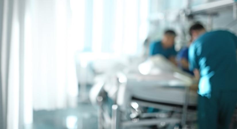 Egy anya és a lánya halt meg a karácsonyi vacsora után: az apa kórházban