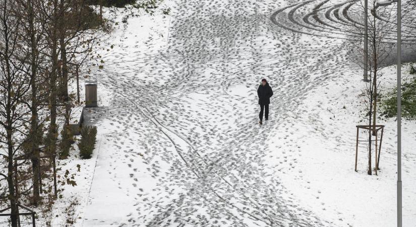 Viharos széllel ér véget az év, néhol havazhat is szilveszterkor
