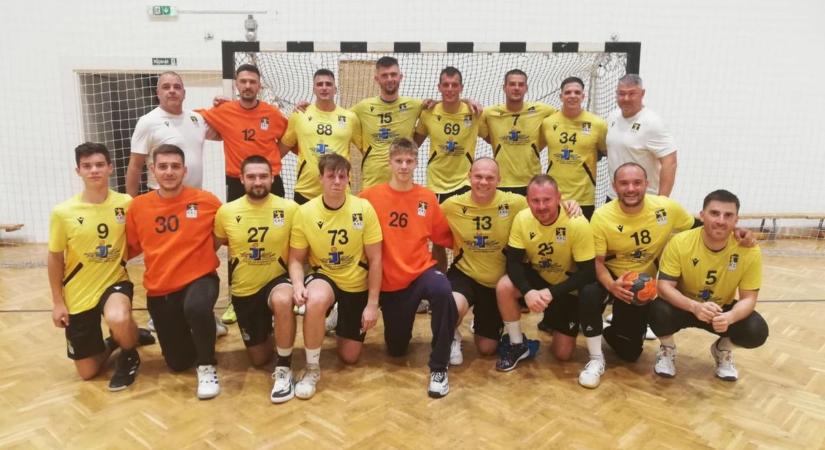 Kiskunmajsán a felsőházba vágynak