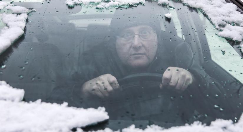 Kell-e télen melegíteni a motort, és ha igen, akkor hogyan?