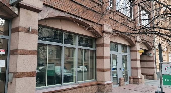 Hogyan lehet ügyet intézni az Oktatási Hivatalnál az ünnepek alatt?