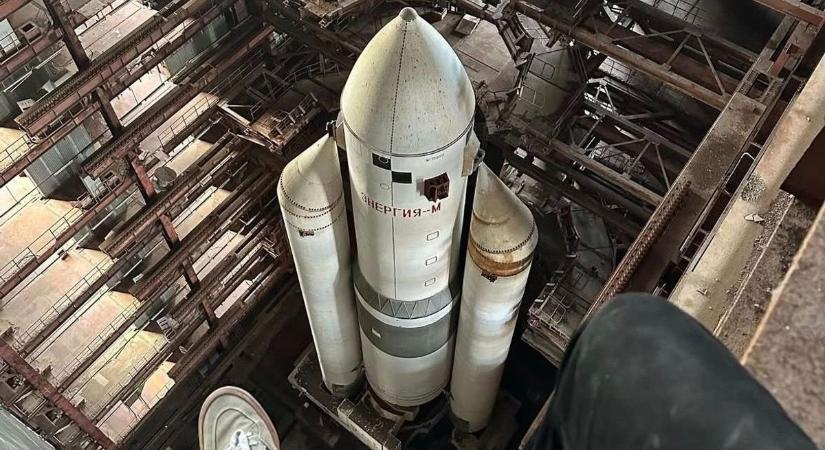 Látott már porosodó űrhajót? Mutatunk egyet!