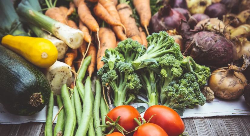 Jobb, ha ezeket az egészségesnek hitt ételeket azonnal kiiktatja az étrendjéből