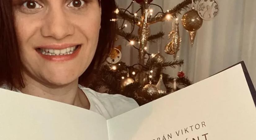 Orbán Viktor dedikált könyvet küldött karácsonyra Pottyondy Edinának