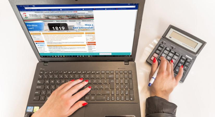 Szilveszterig választhatunk kedvezőbb adózási formát