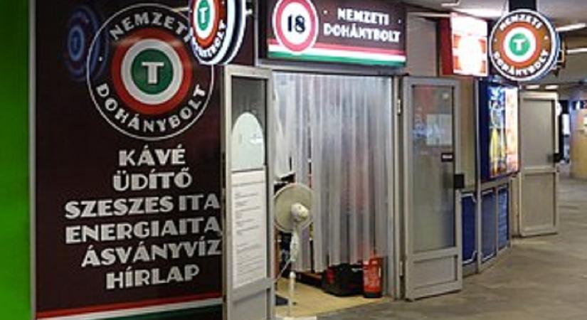 Szép csendben eltűnnek a trafikok: több száz településen már cigarettát sem lehet kapni