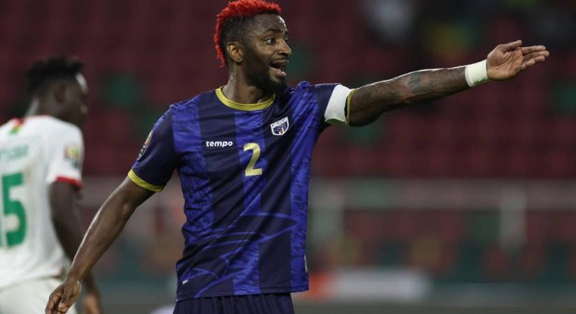 Gumimatraccal is nekivágott volna az óceánnak a vb-résztvevő magyar futballista