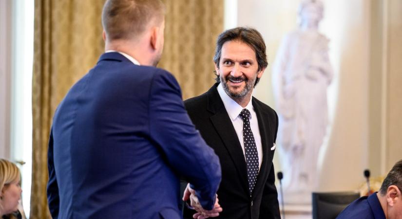 Kilenc épületet bontanak le a szliácsi katonai repülőtéren az árvízi károk miatt