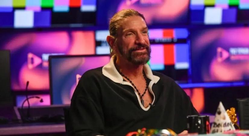 Baleset ért egy kislányt Pintér Tibor lovasszínházában