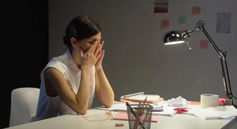 Ne hagyd, hogy felemésszen a munka: így ismerheted fel időben a kiégés jeleit