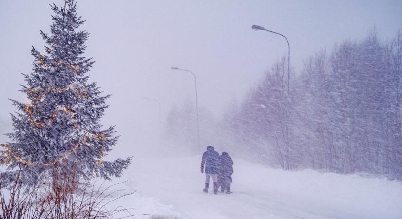 Halálos áldozatokat és országos káoszt hagyott maga után az Észak-Európán végigsöprő vihar