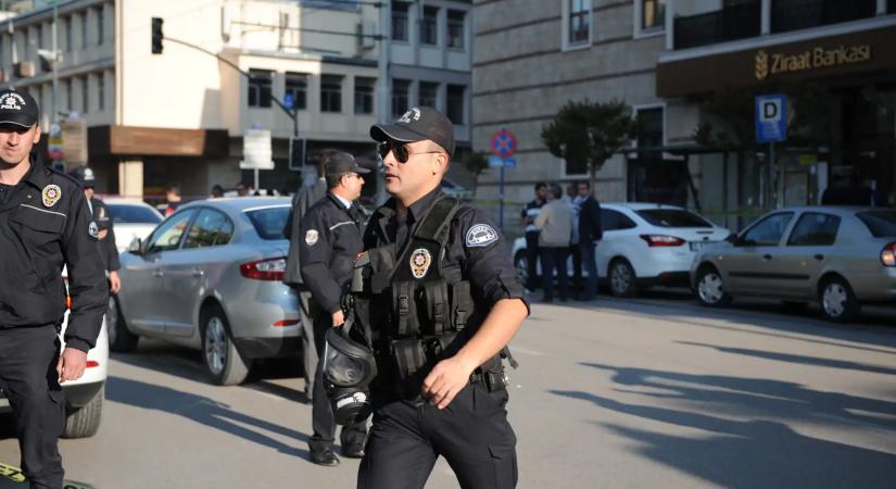 Halálos összecsapás az ISIS-szal: több rendőr is meghalt Törökországban