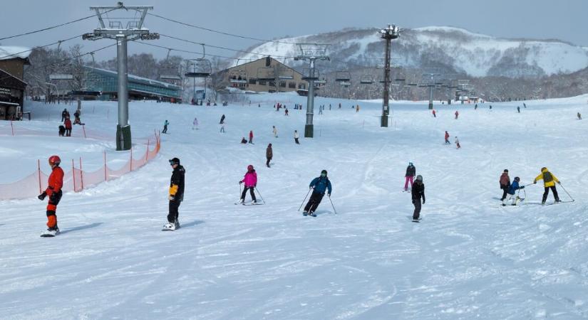 Halálos balesetet szenvedett egy 5 éves kisfiú a sípályán