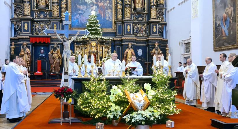 A Nagyszombati Főegyházmegye ünnepi szentmisével zárta le a 2025-ös jubileumi évet