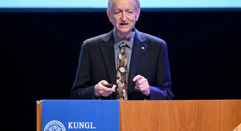 Egyre több munkakört vehet el a mesterséges intelligencia a Nobel-díjas kutató szerint