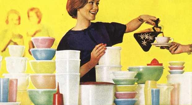 Tupperware-erotika: egy háziasszony titkos szexuális fantáziái