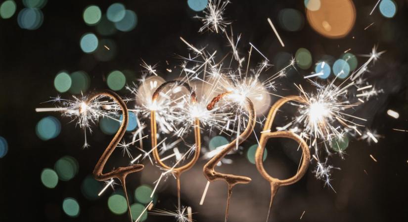 BUÉK vagy BÚÉK, újév vagy új év – hogyan írjuk helyesen?