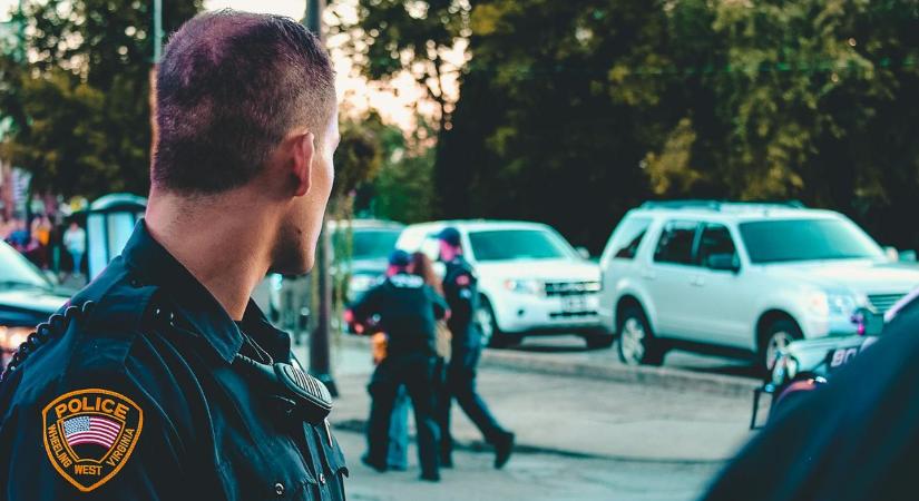 Karácsonyi lottónyereményből rémálom: a „barátai” rabolták el és kínozták meg a férfit