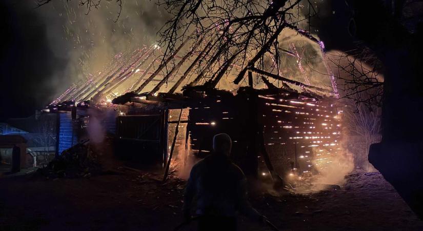 Kászonjakabfalvi tűzesetek: éjszakai járőrszolgálatot szerveznek a újabbak megelőzése érdekében