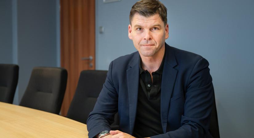 „A most bejelentett lakossági mellett egy újabb energiatároló programon dolgozunk” - exkluzív interjúnk Czepek Gábor miniszterhelyettessel