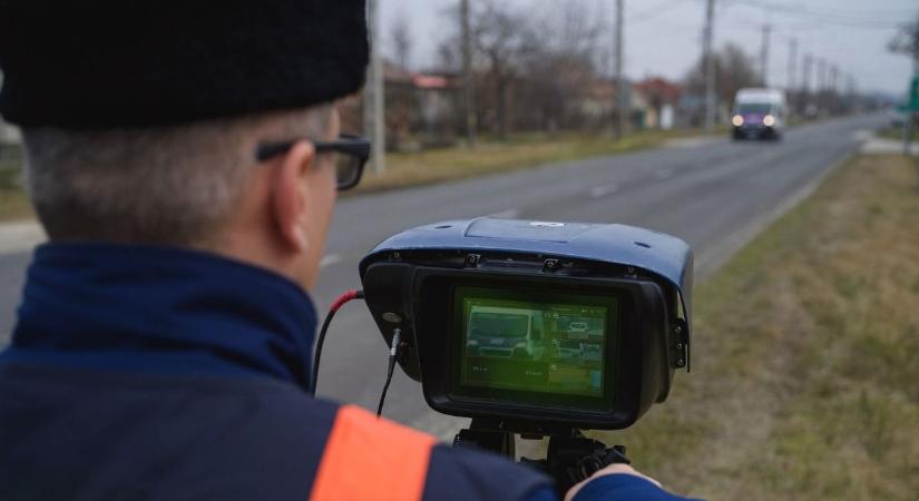 Kérdés, hogy mikor jár büntetés: kegyelmezhet-e a traffipax vagy az azt kezelő rendőr?