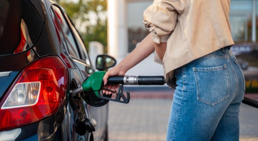 Ettől rettegtek az autósok: Megkezdődött az üzemanyagárak drasztikus emelkedése