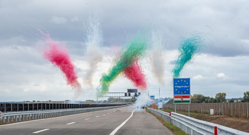 Az átadások éve lesz 2026: ezek a beruházások teszik könnyebbé az életünket