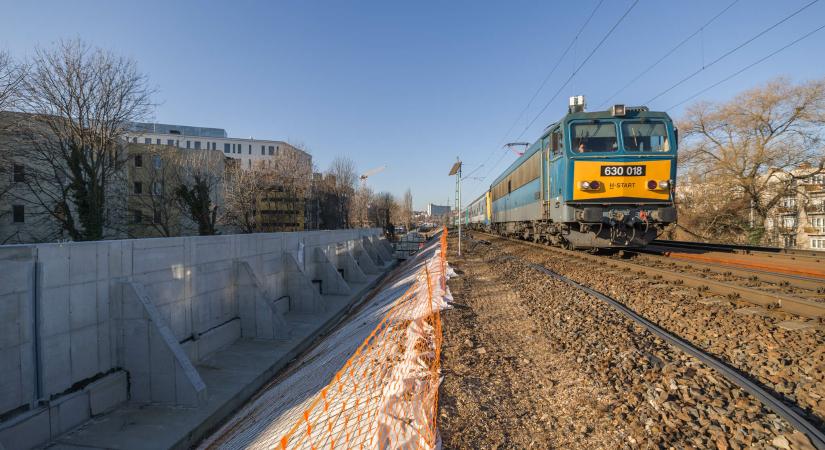 Újabb ütemmel folytatódhat hazánk egyik legnagyobb vasútfejlesztési projektje