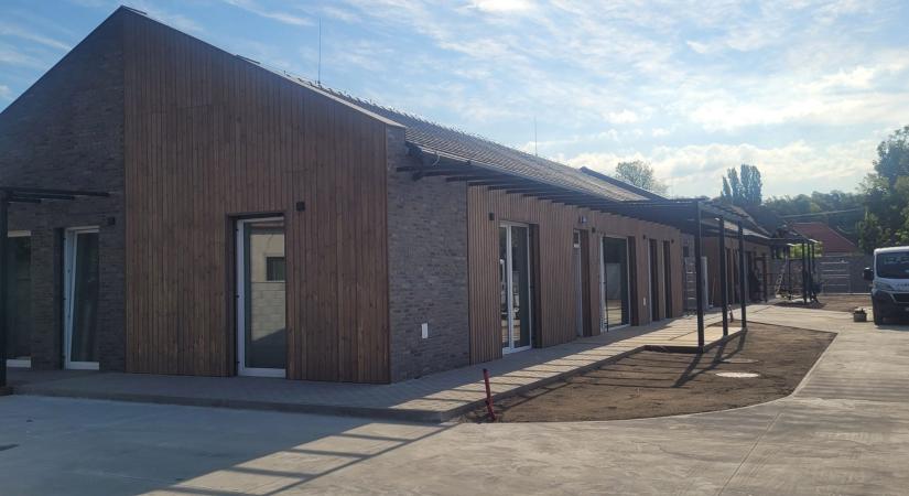 Közel 9 millió eurót fordított szociális intézményekre Nagyszombat megye