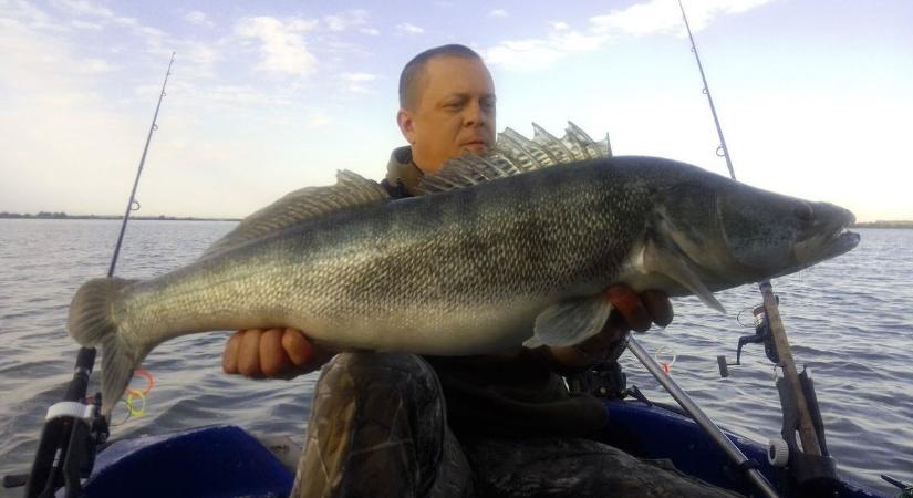 Az egri horgász szerint a hal nem ellenfél, hanem ajándék, a klímaváltozás pedig "nem használ" a lékhorgászatnak