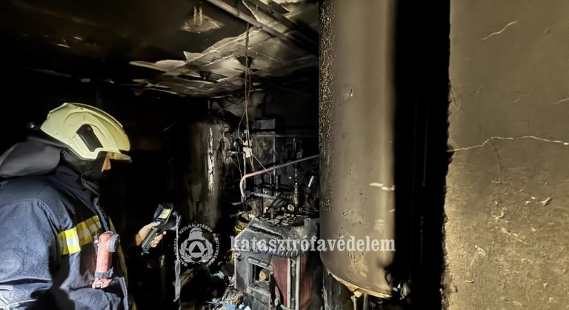 Tíz esetnél avatkoztak be a hétvégén a tűzoltók