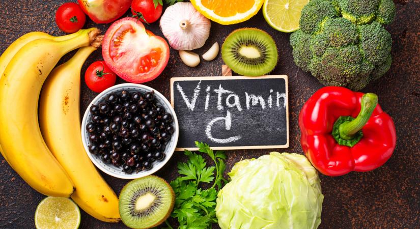 A narancsban vagy a gránátalmában van több C-vitamin?