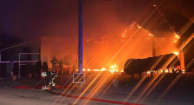 Kigyulladt egy étterem Kaszonyban