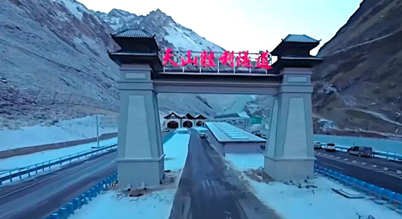 Átadták a világ leghosszabb gyorsforgalmi alagútját!