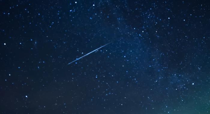 A Quadrantida meteorrajjal és látványos négyes együttállással köszönt be 2026