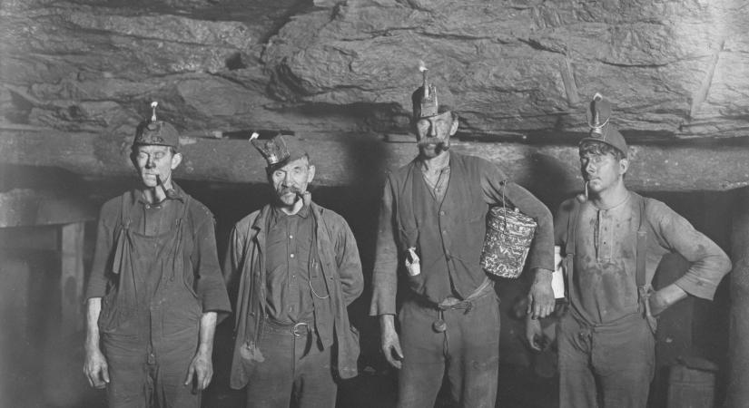 Rekordközeli bányászati nehézség mellett zárja 2025-öt a Bitcoin