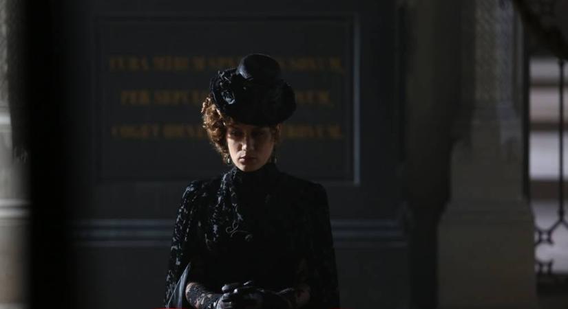 Kincsem: Macskaterápia (kritika)