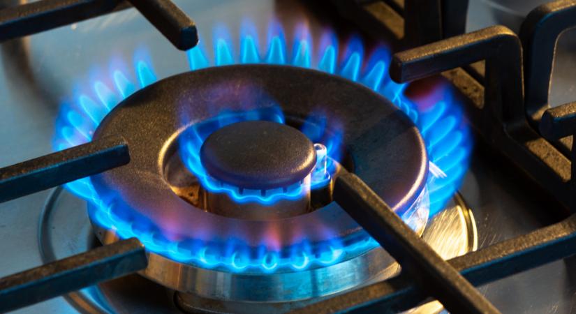 Beszakadt a pszichológiai padló, újra „normális” lett az európai gáz ára