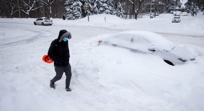 Turisták rekedtek a hegyeken, orkán süvít a csúcsokon – felénk tart a zord tél, nézd meg galériánkat