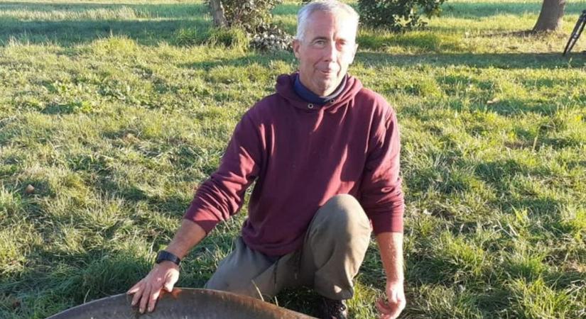 Kétszáz centis, 72 kilós harcsát fogott a tiszakécskei holtágban Sánta Mihály – fotók