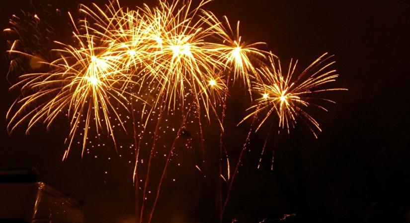 Csak legális tűzijátékot, csak a megadott időben!