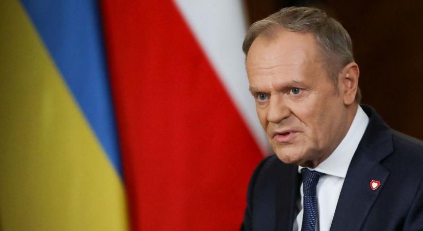 Tuskék rábólintottak: a legrosszabbra készül Lengyelország, már alá is írták a szerződést