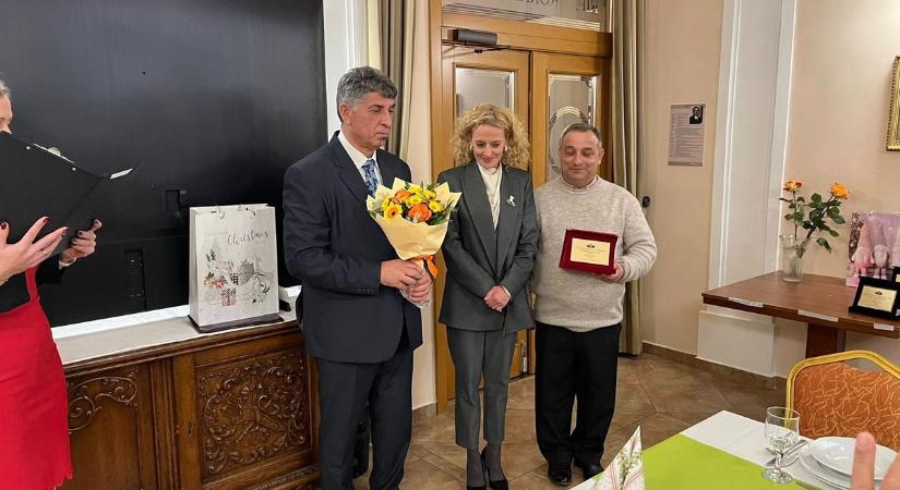 Állami kitüntetés után újabb elismerést kapott a kaposvári művész