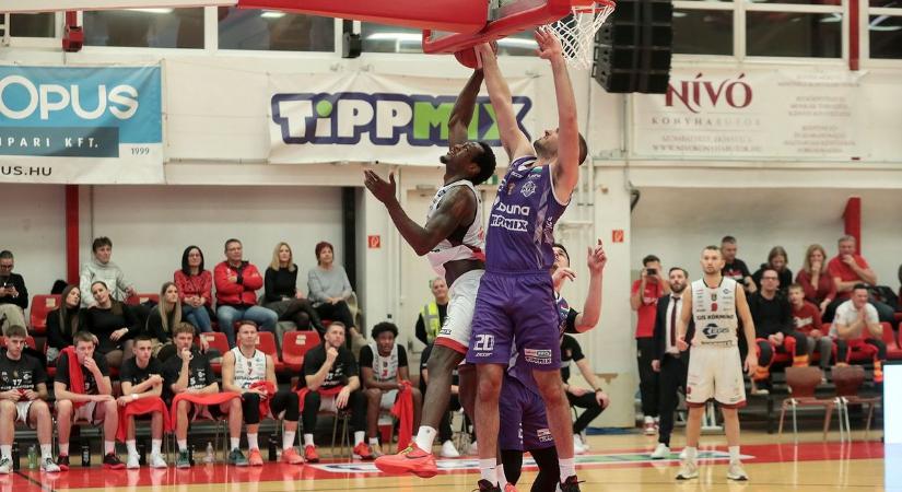 Egis Körmend: súlyos vereség Pécsett